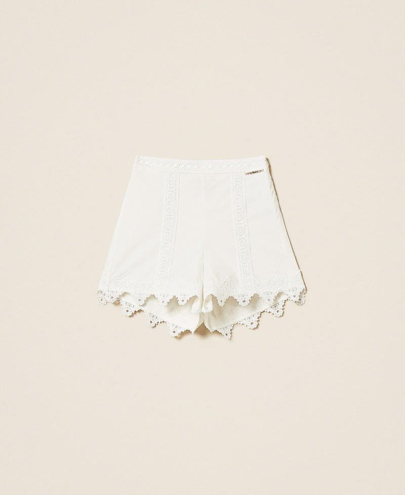 Shorts baby in popeline con pizzo