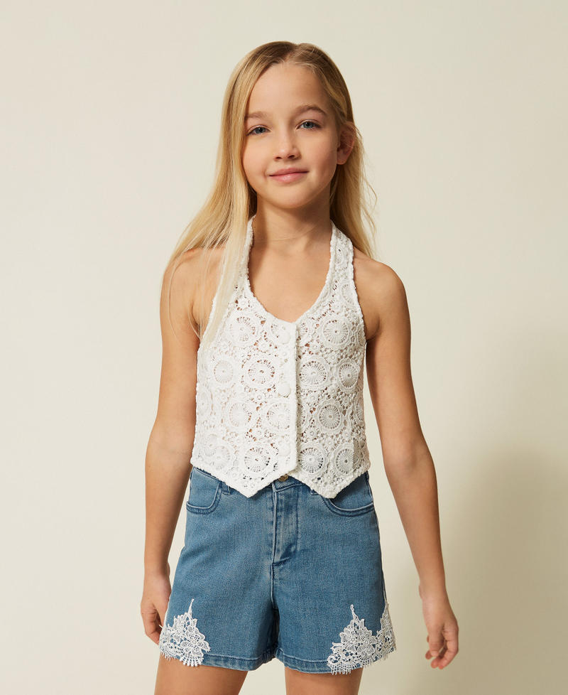 Shorts in jeans con pizzo