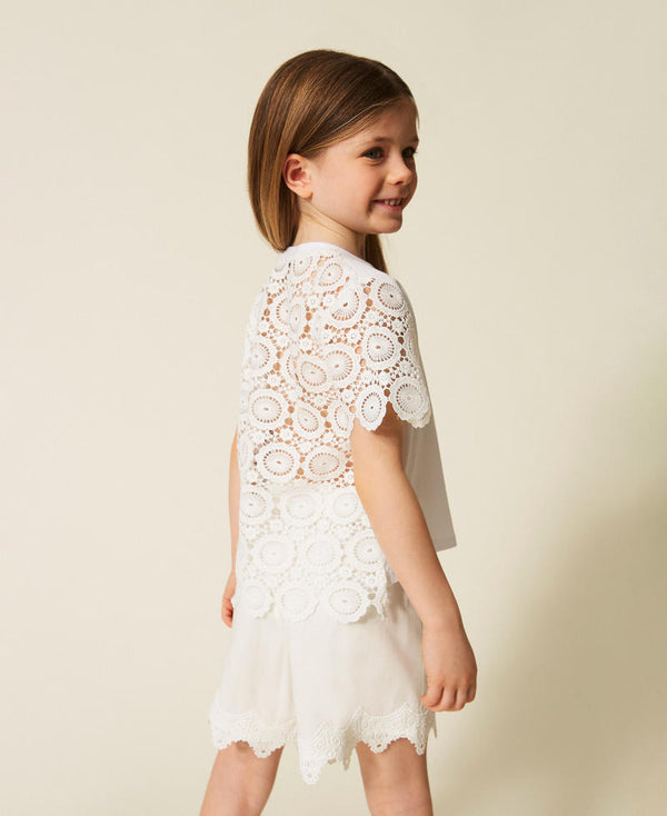 Shorts baby in popeline con pizzo