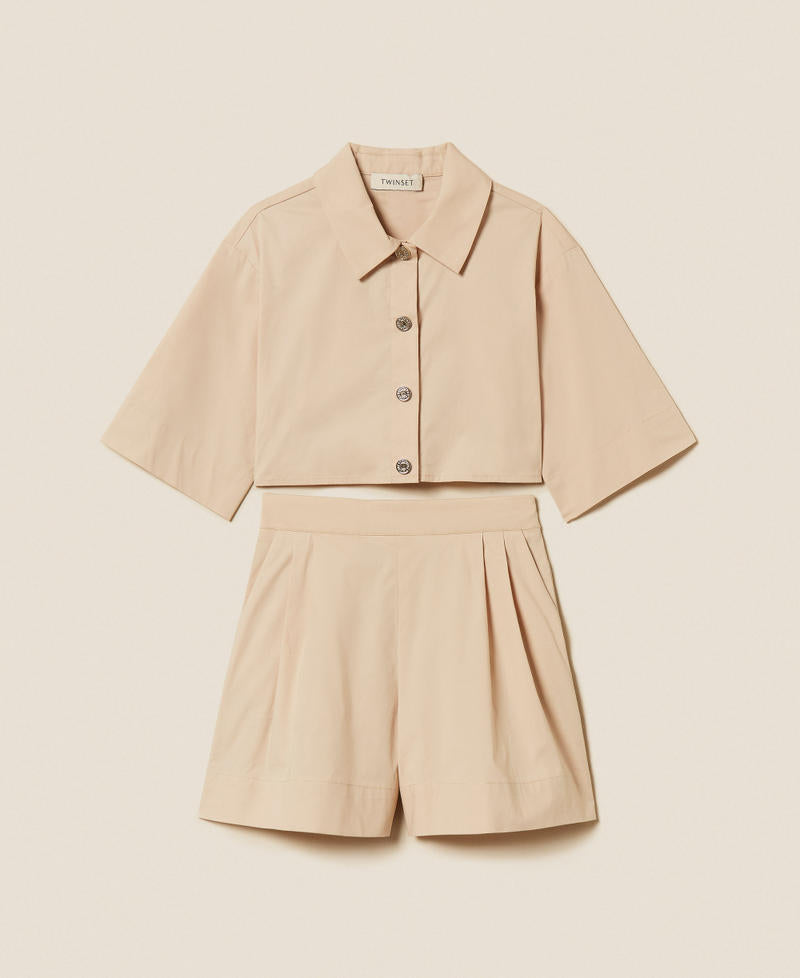 Camicia cropped e bermuda in popeline