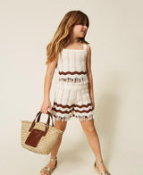 Top e shorts in maglia con zig-zag