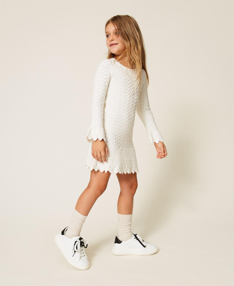 Abito corto baby in maglia a trecce
