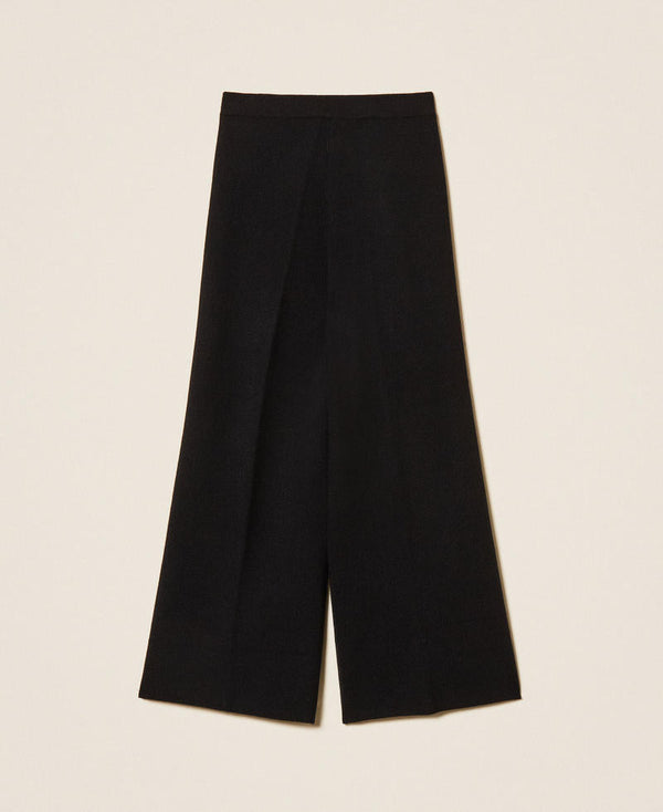 Pantaloni in maglia con bottoni