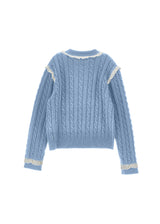 Maglione con trecce e pizzo