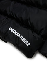 Giacca imbottita corta con cappuccio e logo DSQUARED2