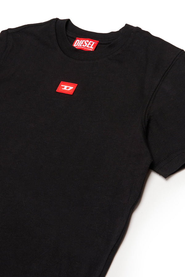 T-shirt in jersey con patch D rossa
