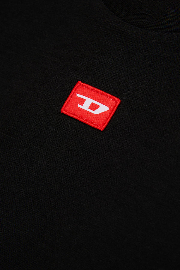 T-shirt in jersey con patch D rossa