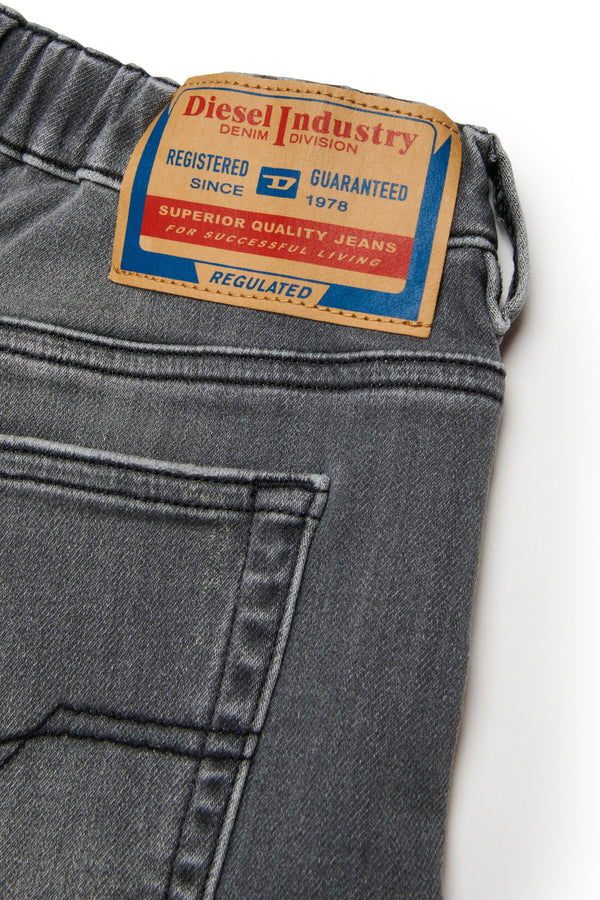 Shorts denim grigio effetto washed