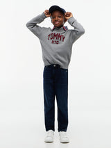 Jeans straight fit con bandierina ricamata