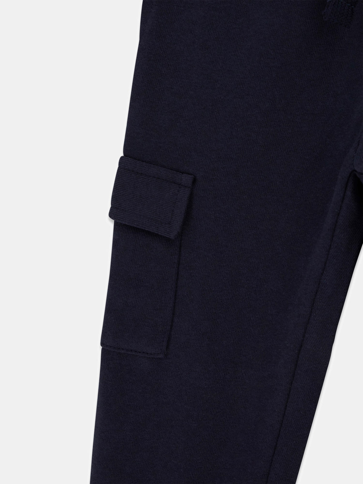 Completo felpa e pantaloni