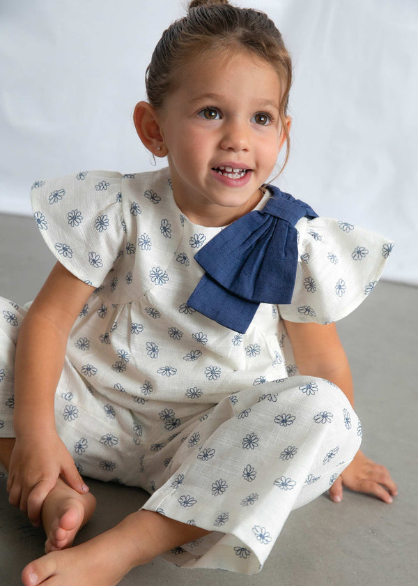 Completo pantalone e top stampato bambina