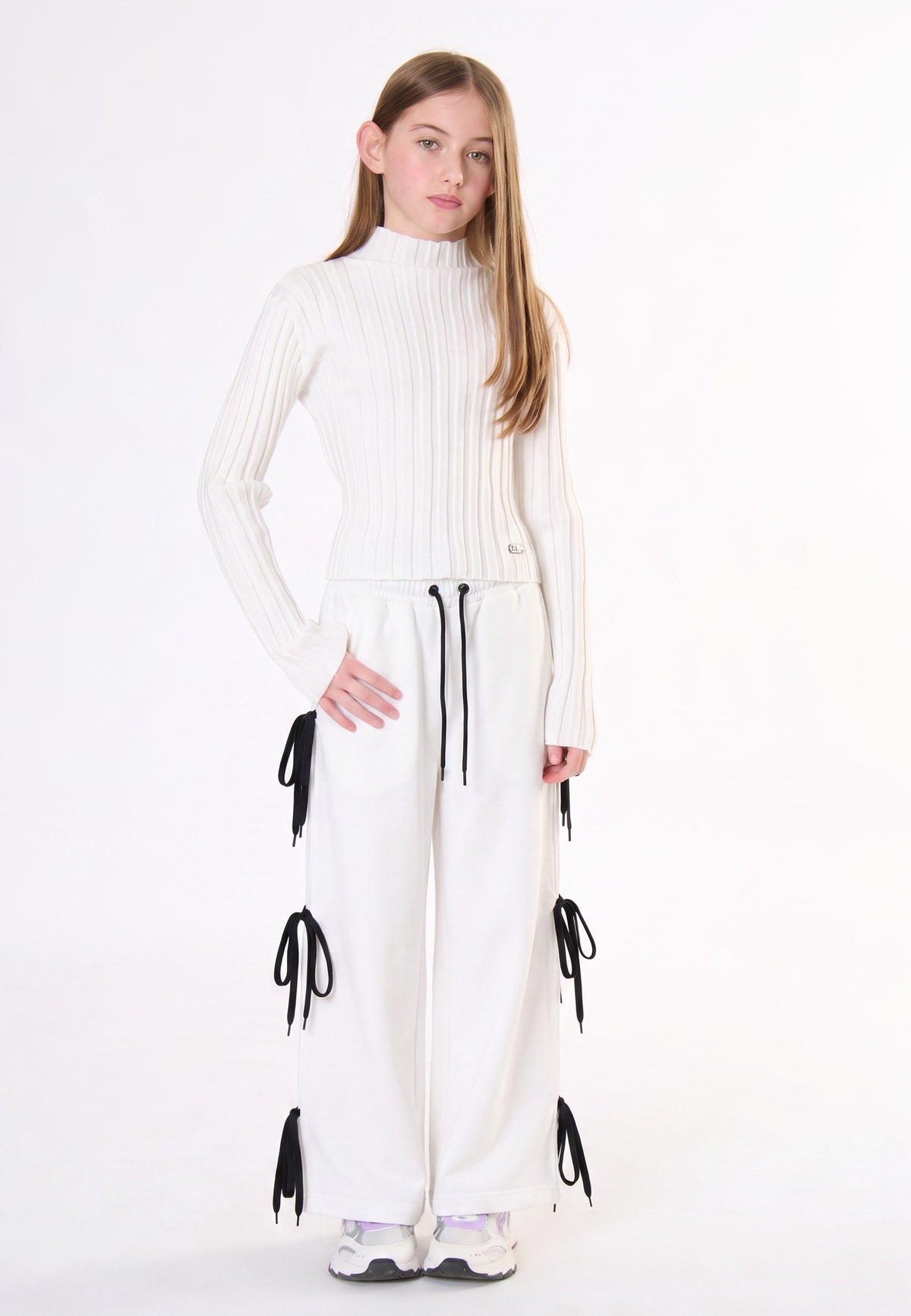 Pantaloni con lacci ragazza - Latte